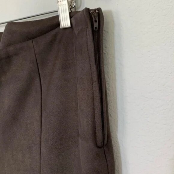 LOFT Faux Suede Leggings - Picture 3 of 5